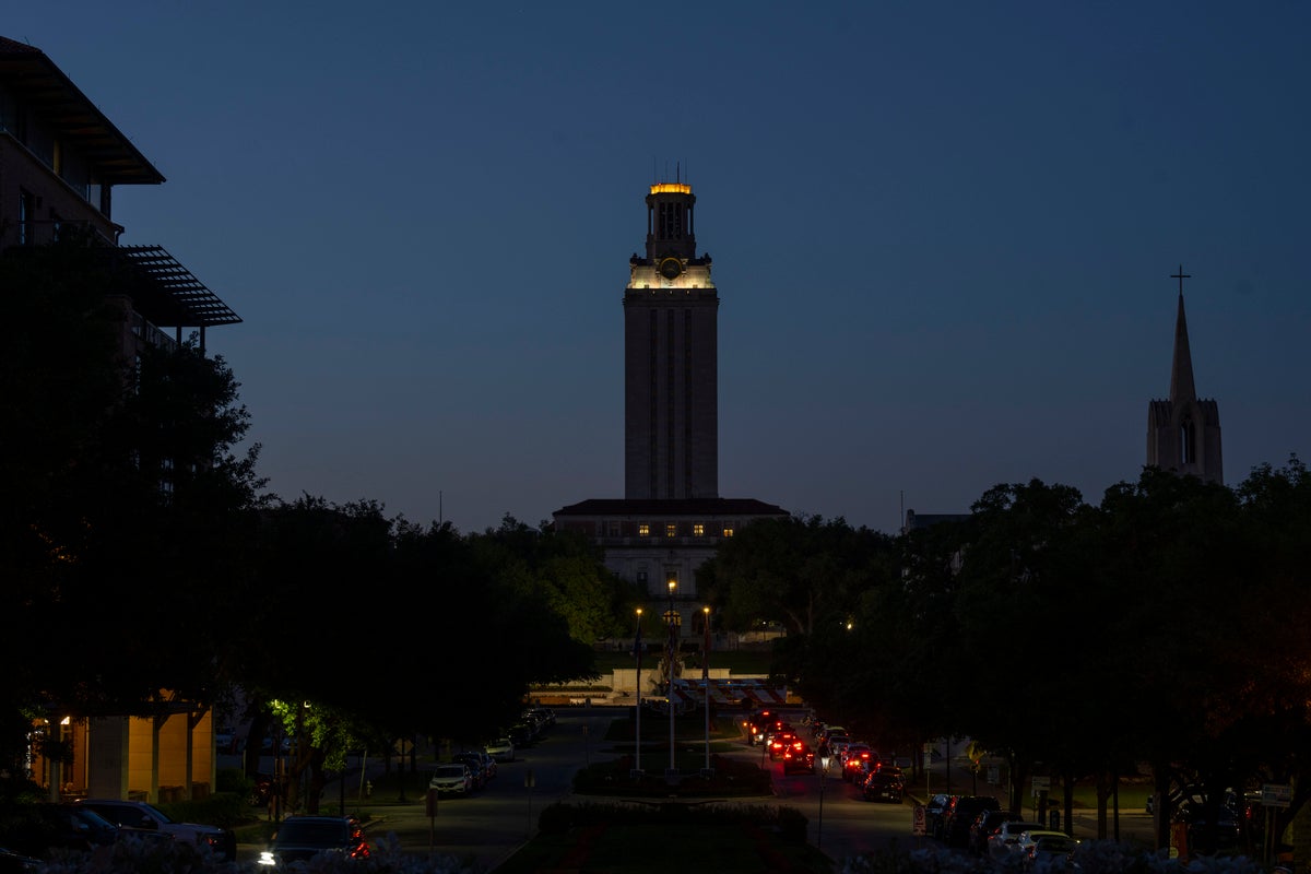 UT Remembers Tower